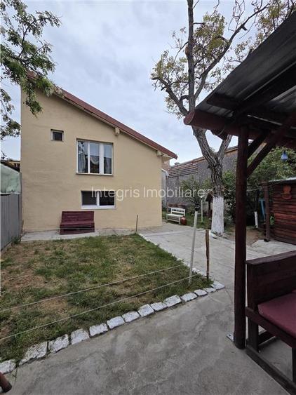 Integris Casa cu 5 camere,curte individuala,Str Gradinarilor,Oradea - 6