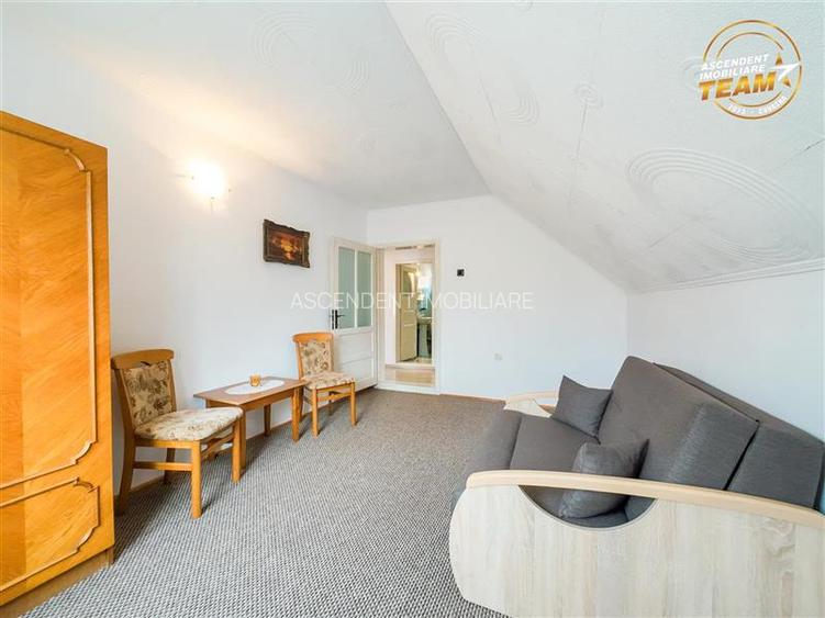 Tur 3D! Resedinta notabila,pe armonios cadru natural,distinse faciliati,Central, - 31