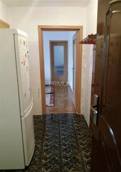 SAGULUI- 2 camere, etaj intermediar, centrala termica, bloc anvelopat - 5