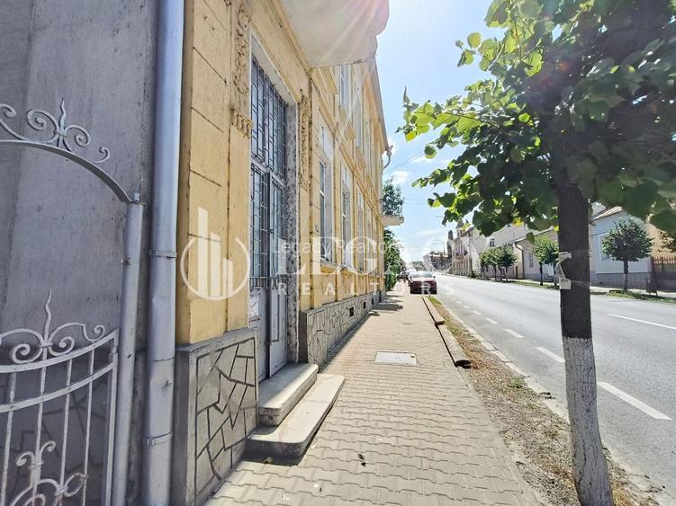 VÂNZARE/SCHIMB CU TEREN  - Clădire interbelică, centru oraș Siret - 13