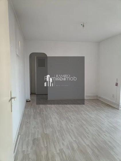 Ocazie! Garsoniera in centrul capitalei! Unirii - 4