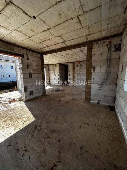 Casa la rosu de vanzare in Alba Iulia - 15