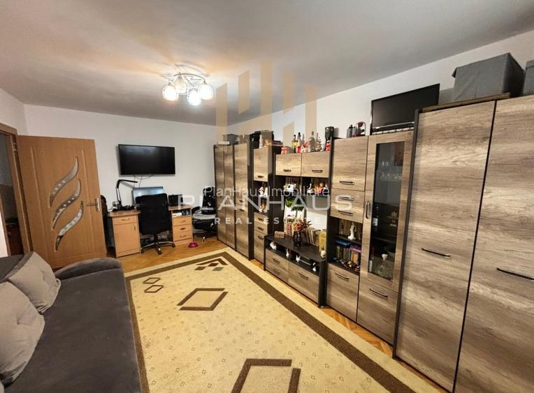 Apartament 3 camere de vânzare – Bld. Traian, Muzeul de Mineralogie - 2