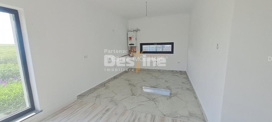 Comision 0%, Miroslava - casa parter + etaj + pod - 9