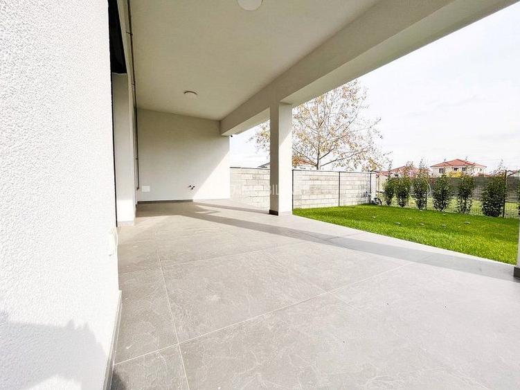 Casa cu Garaj - 150 mp  + Terasa 20 mp  - 339 000 euro - 15