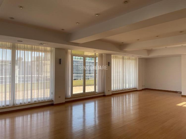 Penthouse Herastrau 4 camere lux , 215 mp utili +110mp terasa - 3