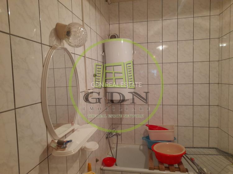 Apartament 2 camere de vanzare la casa  str.Plopului  Fagaras  jud. Brasov - 2