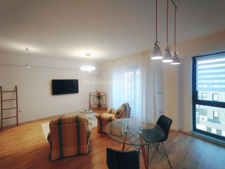 Pipera/ Ivory/Studio/50 mp/ - 3