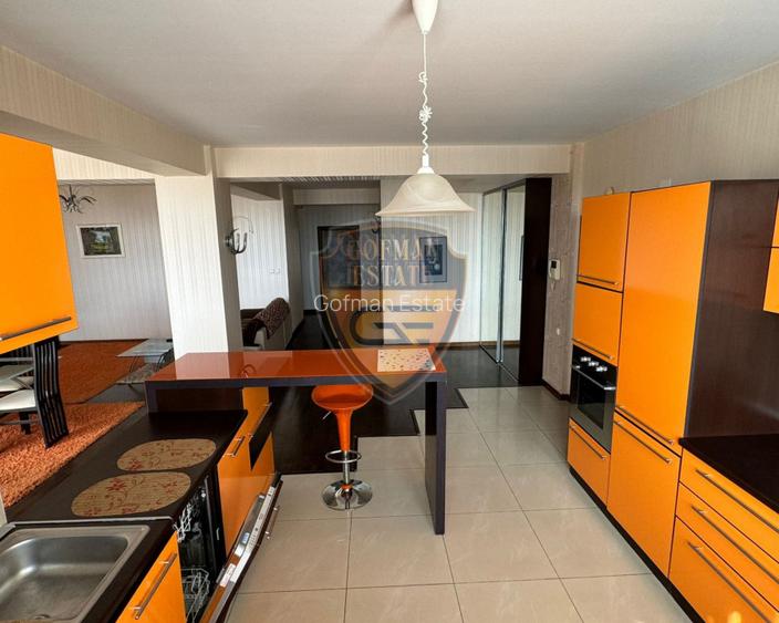 3 camere 180 mp + Parcare privata. Peninsula, Centrul Vechi, Piata Ovidiu - 17