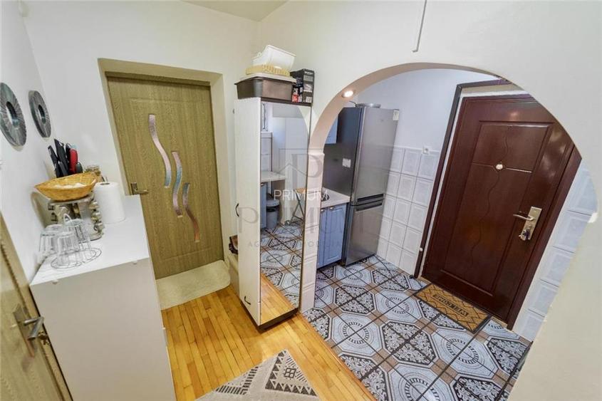 Blascovici - Etaj 1 - Apartament 2 Camere - Renovat - Zona Linistita - 4