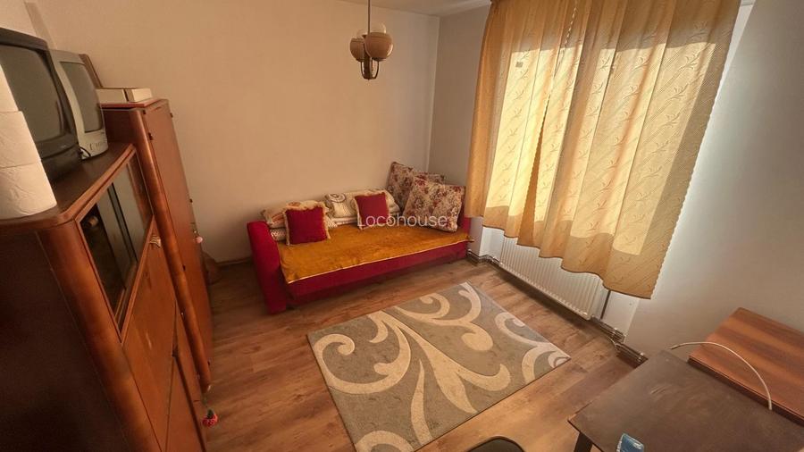 Apartament 3 camere Colonia Bod - 4