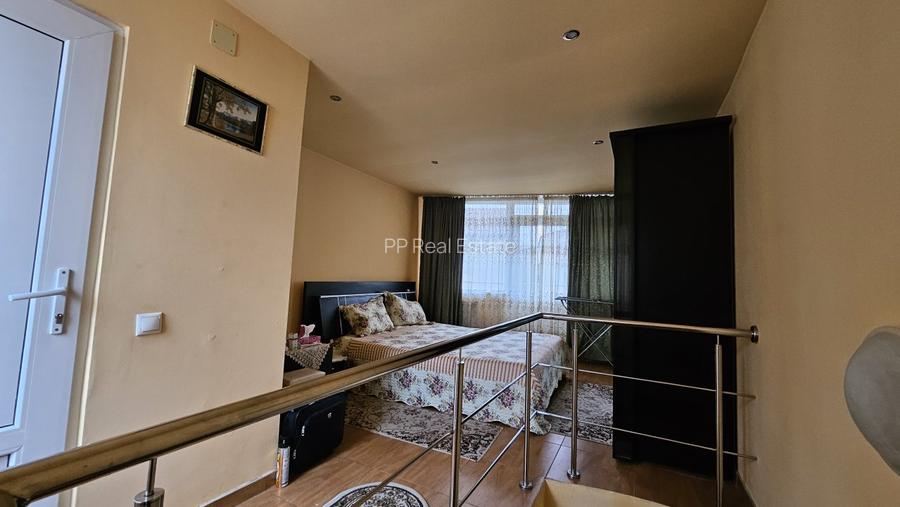 Piata Amzacea - casa 3 camere (suprafata totala teren 114 mp ) - 9