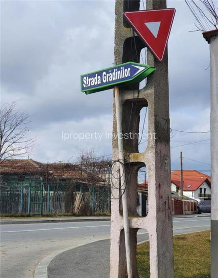 Teren intravilan | Manolache | 550 mp | 2 loturi | UTR M2 | imprejmuit - 4