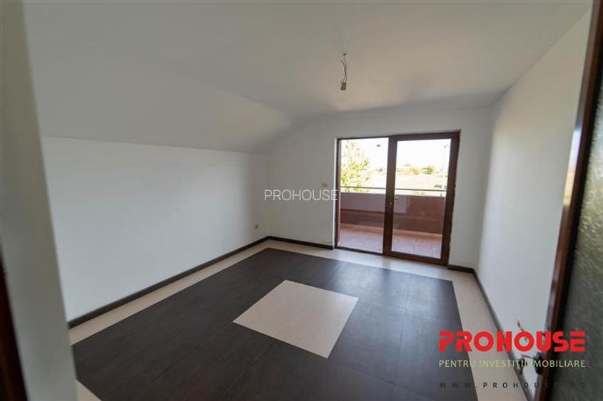 Vila de tip duplex - P+M - Margineni - 12