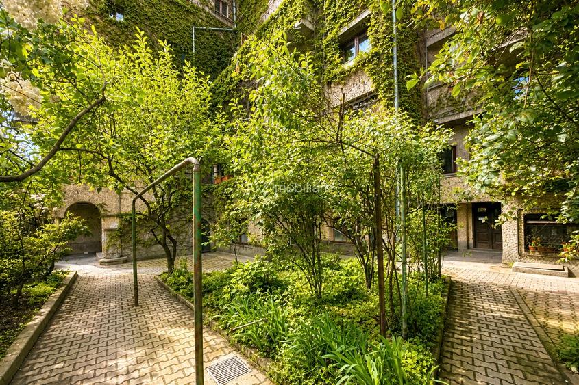 Apartament 2 camere în celebra casă Maria Tănase, str. Popa Nan - 8