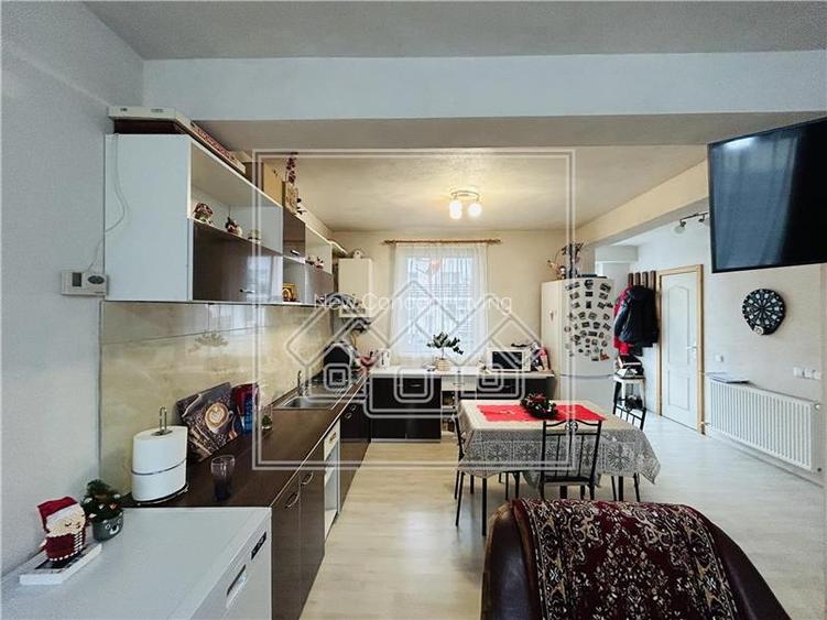 Casa de vanzare in Sibiu - 117 mp utili + gradina de 40 mp , 2 parcari - 9