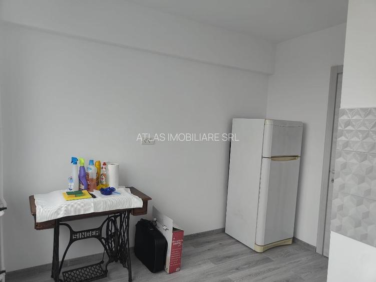 Titan - Potcoava - 5 minute Metrou - 6