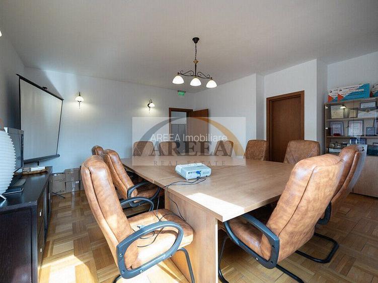 Vila cu 750 mp utili si teren de 1.480 mp in Erou Iancu Nicolae - 27