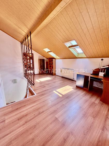 Casa individuala - zona Calea Dumbravii - 2 intrari separate - 19