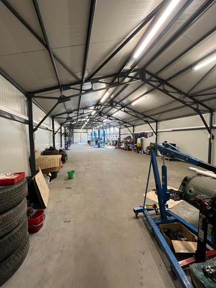 Vand hala industriala cu platforma betonata