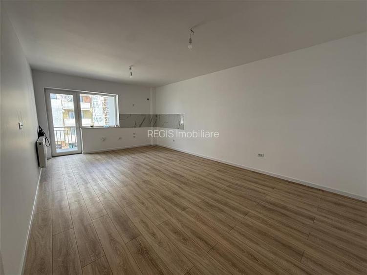 Oportunitate,  3  camere SPATIOS ,  Coresi - 22