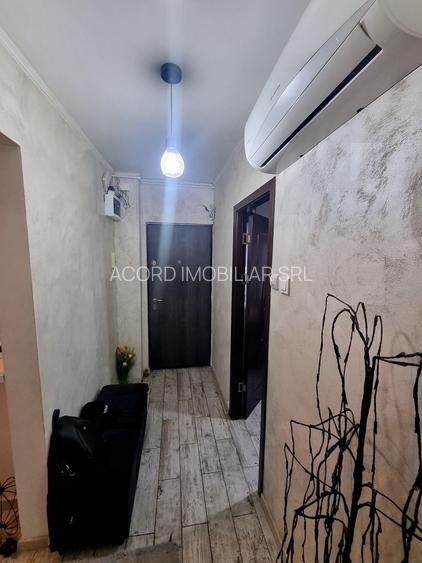 Aurel vlaicu-apartament 4 camere decomandat - 8
