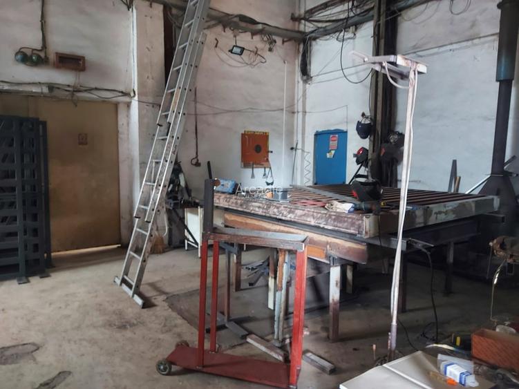 Spatiu industrial echipat cu utilaje productie mobila,confectii metalice,pavaje - 9