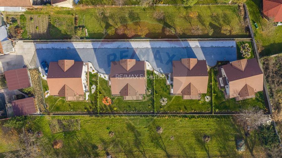 CASE NOI ÎN ARHITECTURĂ ALPINO-MODERNĂ CU ALEE PRIVATA | CRISTIAN - 8