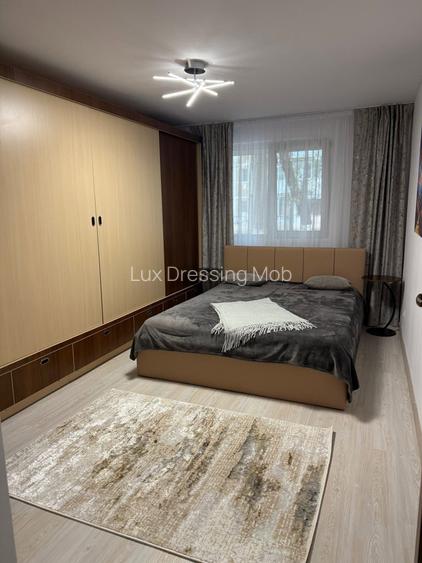 Apartament cu 3 camere, complet renovat, mobilat și utilat, finisaje moderne. - 3