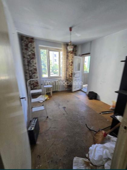 Apartament 4 camere etaj 1 str Rodnei - 3