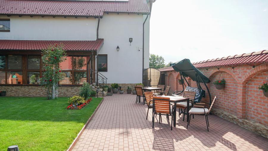 Casă Premium cu Panouri Solare | 240 mp utili + 500 mp teren | Selimbar, Sibiu