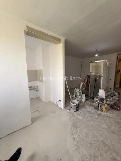 1 Decembrie - Garsoniera ideal investitie - 4