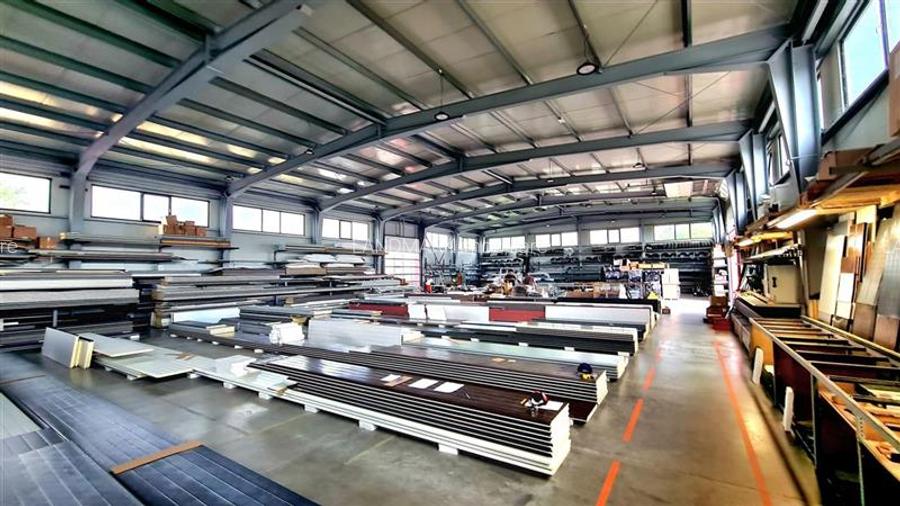 Hala industriala Timisoara -  Exterior Nord ! - 2