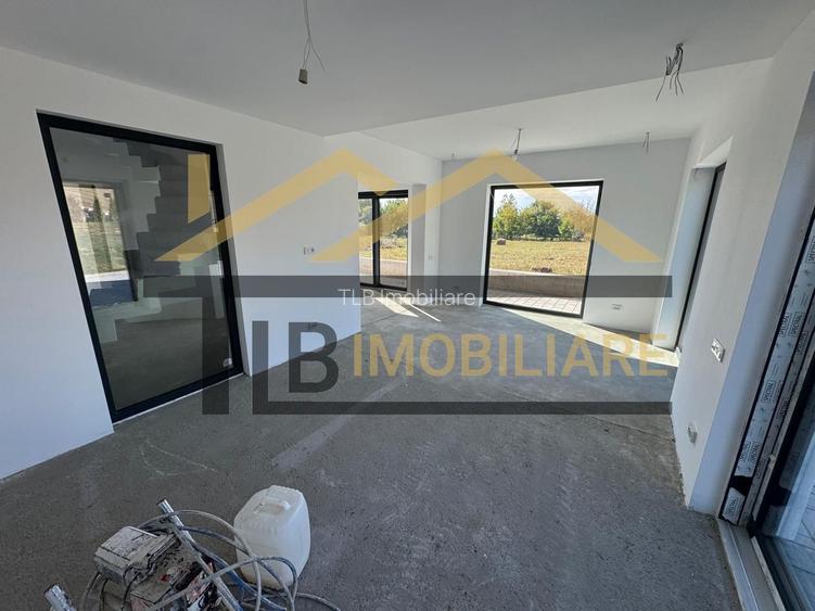 Casa individuala 4 camere, 181 mp utili, teren 822mp, zona Unirii - 9