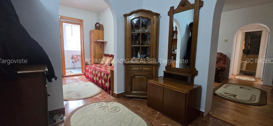 Comision zero la cumparator! Vanzare apartament 2camere, transformat in 3 camere - 2