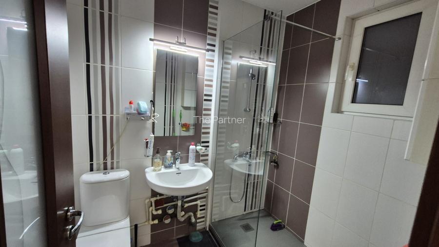 APARTAMENT 3 CAMERE DE VANZARE GORJULUI - 15