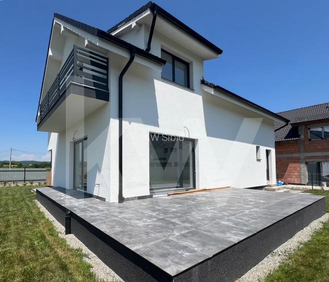 Casa de Vanzare in Cristian, Sibiu - 4 Camere, 2 Terase, Teren 486 - 22