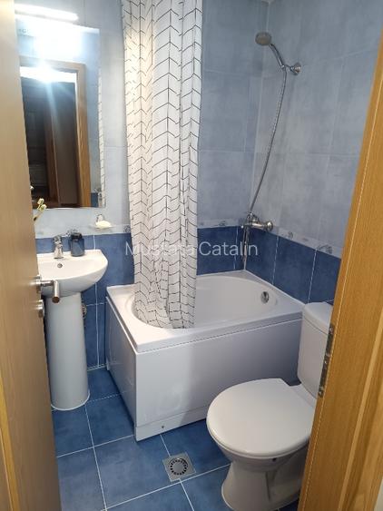 PROPRIETAR, vând apartament cu 4 camere, decomandat, et1, 2 bai, zona Lipovei  - 2