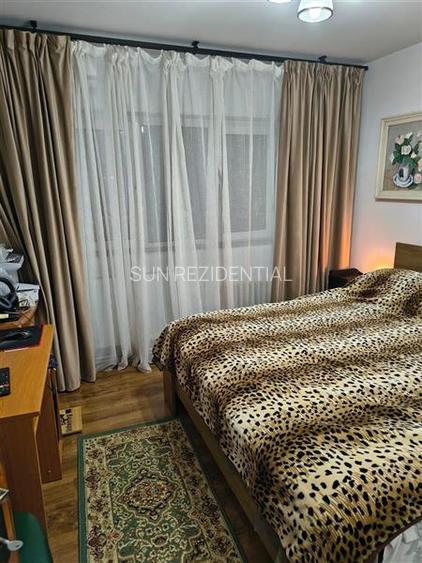 Aparatorii Patriei - metrou- bloc 1985- etaj 1 - 8