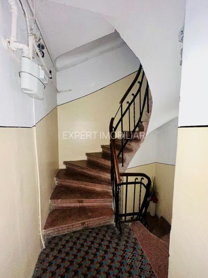 Dacia -Toamnei garsoniera cocheta in vila anvelopata 35000 Euro - 4