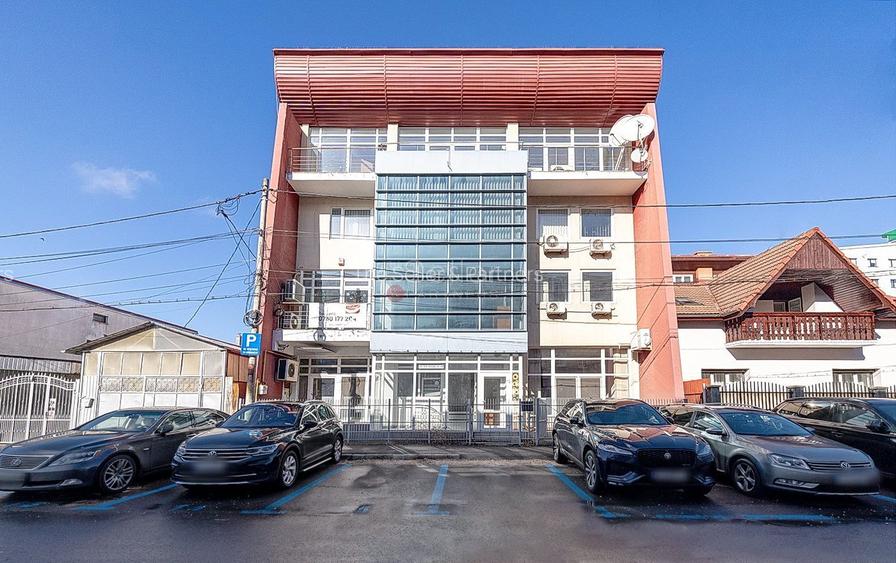 Cladire Multifunctionala - 52