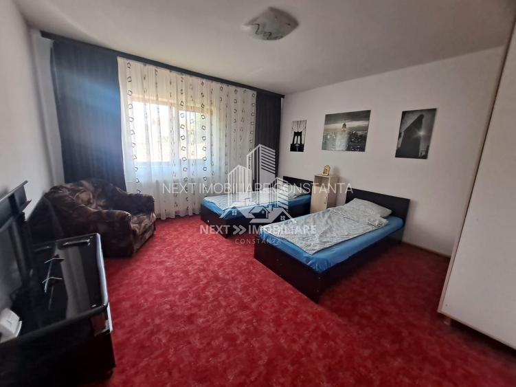 Casa 5 Camere Mangalia,  P+1, curte, loc de parcare - 3