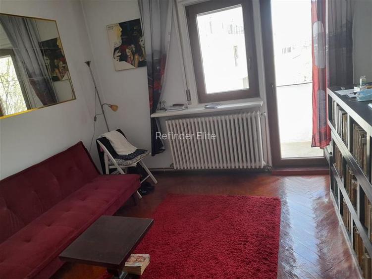 apartament 4 camere | et 4/5+m | bloc interbelic |  lift | renovat interior - ex - 24