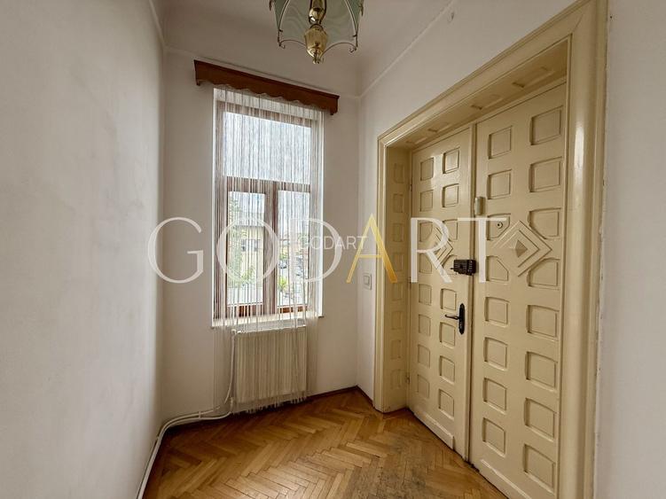 Apartament in vila interbelica | singur pe etaj - 16