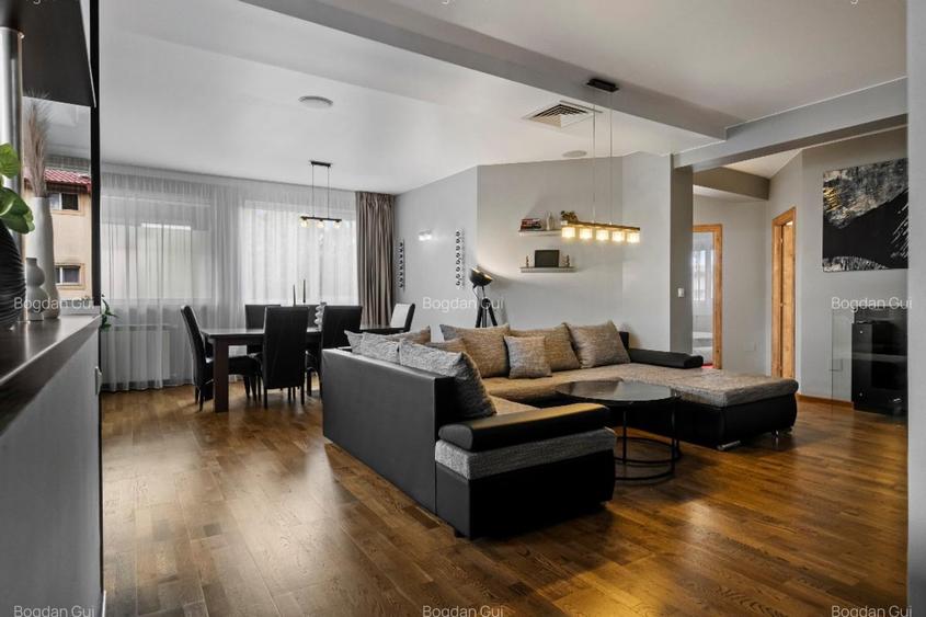 Roșu | 4 Camere | 141 MP | X2 Bai | X2 Balcon | Grădină 210 MP |