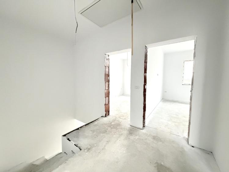 Duplex modern, 4 camere, 100 mp utili, 330 mp teren - Giroc