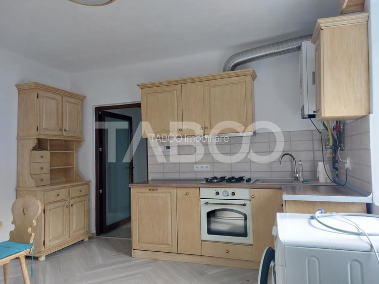 Casa 58 mp cu gradina 300 mp pet friendly central Cisnadioara - 11