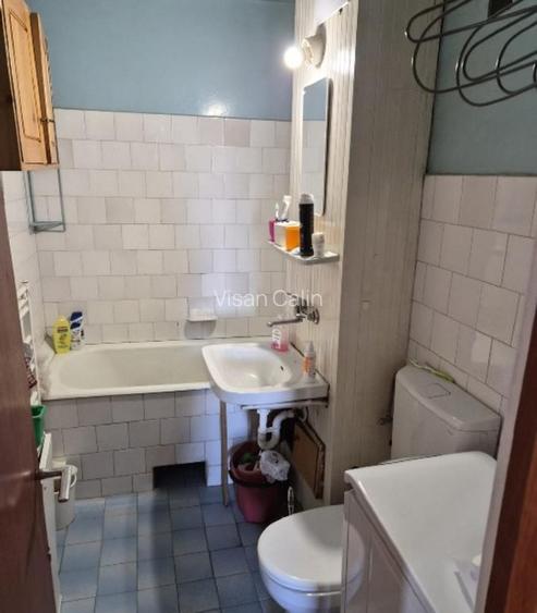 3 camere decomandat 66 mp + 2 balcoane, etaj 6/10, Parang 17, mobilat clasic - 2