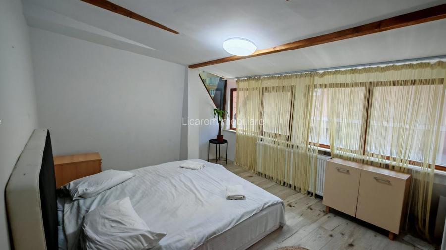 Vila 10 camere,pretabil compartimentare in 2 unitati separate,ASTRA. - 8