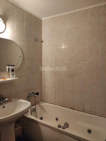 3 camere 1981 Banu Manta, ultimul pret disponibil in acest weekend. - 9